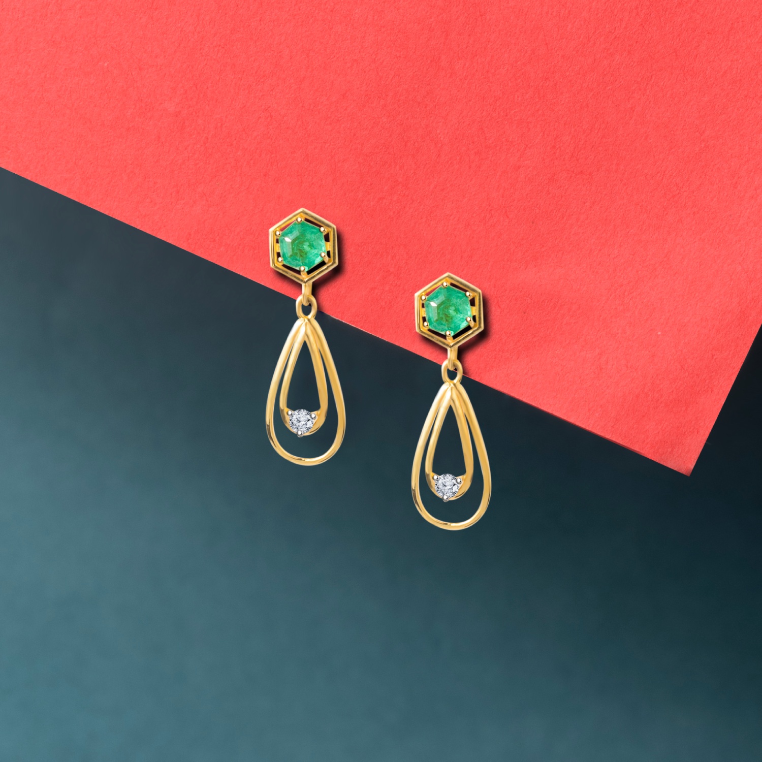 9K Elegant Emerald & Diamond Drop Earrings Creative