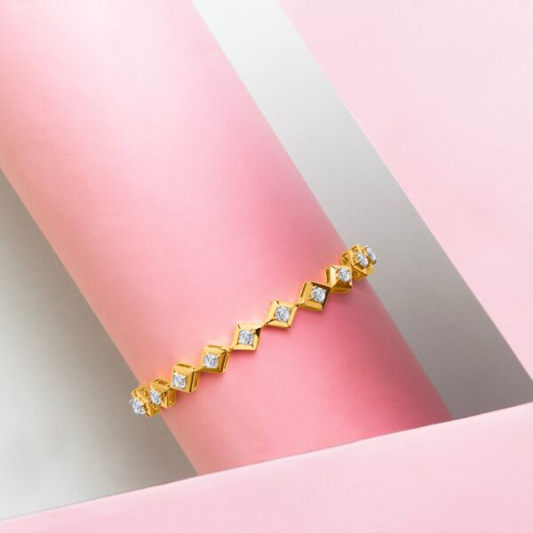 9K Gold Svara Tiles Bracelet Creative